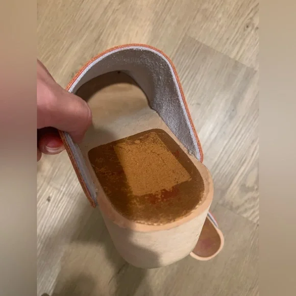 NWOB Hanna Andersson Pink+ orange leather clogs lace cut detail size 7/37 - Picture 5 of 9